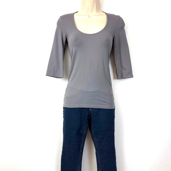 Last Tango Gray Top Lycra Spandex Form Fitting Scoop Neckline 3/4 sleeves - Picture 1 of 16